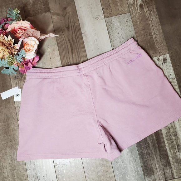 NWT Walt Disney World Mickey Mouse Sweat Shorts Plus Size 1X Purple - Picture 6 of 16